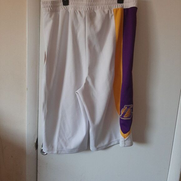 Los Angeles Lakers NBA championship shorts - Picture 3 of 6